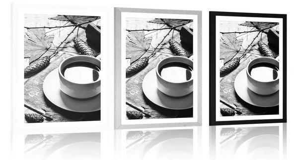 Poster cu passepartout o cană de cafea cu atingere de toamnă în design alb-negru