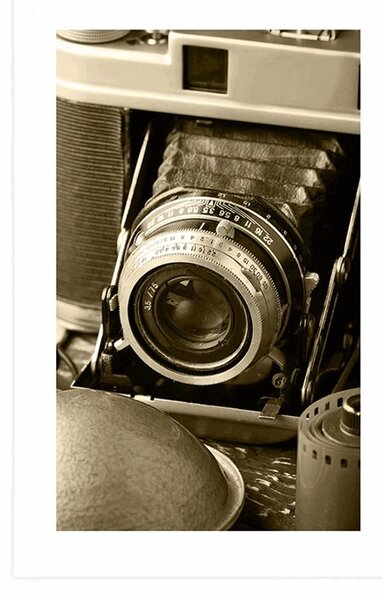 Poster cu passepartout cameră foto veche în design sepia