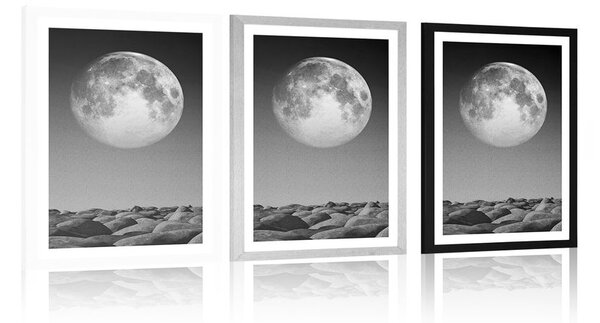 Poster cu passepartout pietre pliate în lumina lunii în design alb-negru