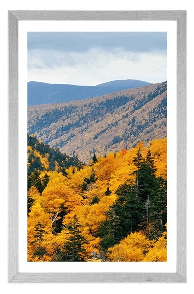 Poster cu passepartout vedere la munți maiestuoși