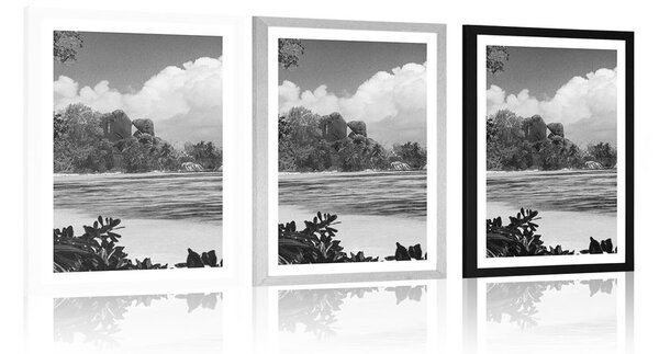 Poster cu passepartout plajă frumoasă pe insula La Digue în design alb-negru