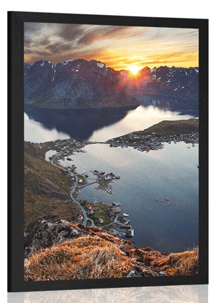 Poster panoramă montană fermecătoare cu apus de soare