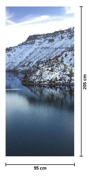 Fototapet pentru ușă - Peisaj de iarnă cu lac (95x205cm)