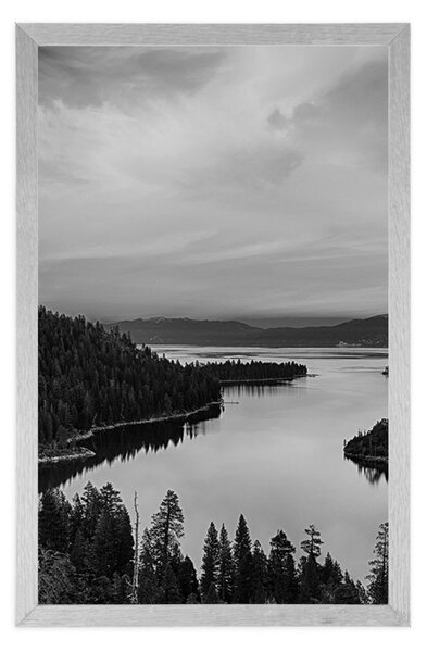 Poster lacul la apus de soare în design alb-negru