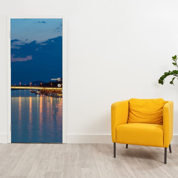 Fototapet pentru ușă - Bratislava cu castel (95x205cm)