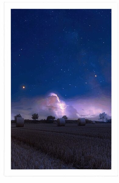 Poster grămadă de fân în lumina lunii