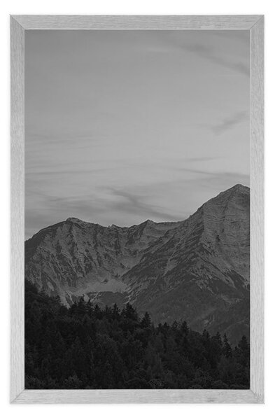 Poster apus de soare în munți în design alb-negru