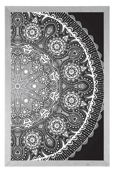 Poster Mandala ornamentale cu dantela in design alb-negru