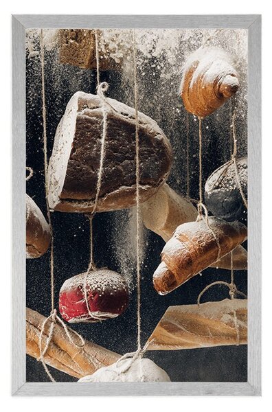 Poster produse de patiserie agățate pe frânghie