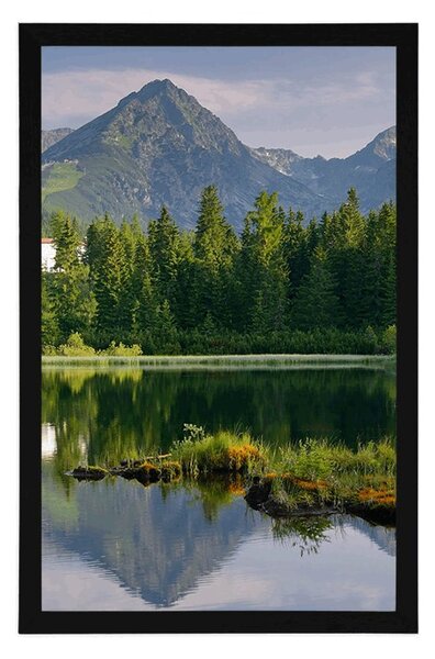 Poster panorama munților frumoasă lângă lac