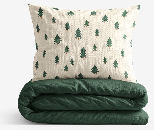 Goldea lenjerie de pat creponată de crăciun duo - brazi pe bej natural cu verde închis 140 x 200 și 50 x 70 cm
