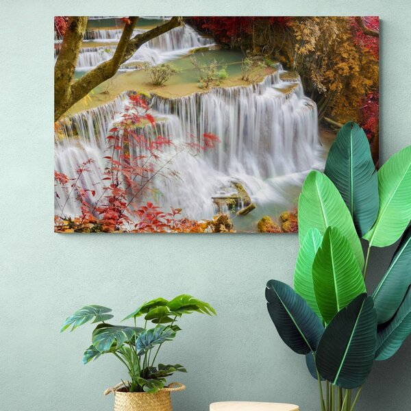 Tablou cascada forestieră