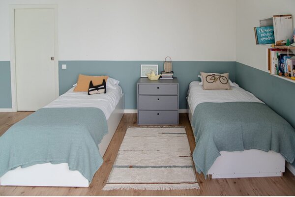 Covor albastru/crem lavabil/țesut manual din bumbac 90x130 cm Lanes Vintage Blue – Lorena Canals