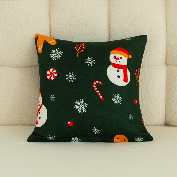 Husa de pernita din microfibra SNOWMAN AND GINGERBREAD 45x45 cm, verde
