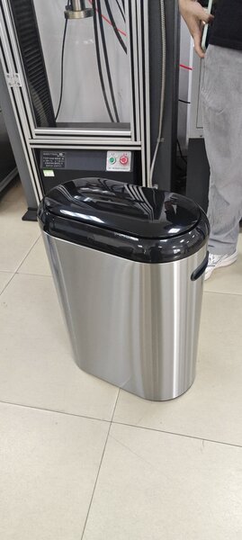 HOMCOM Coș de gunoi automat cu senzor cu infraroșu, 50 l, din oțel inoxidabil anti-amprentă, cu închidere amortizată, argintiu | Aosom Romania