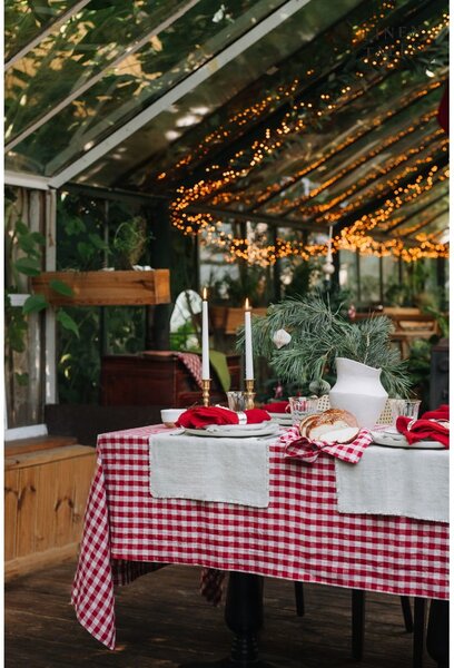 Suport pentru farfurii din material textil 35x45 cm Red Gingham – Linen Tales