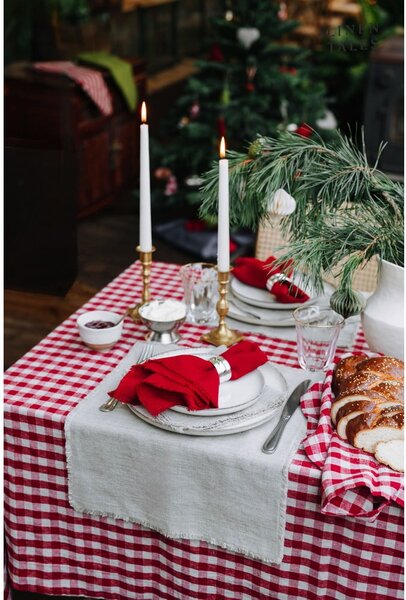 Suport pentru farfurii din material textil 35x45 cm Red Gingham – Linen Tales