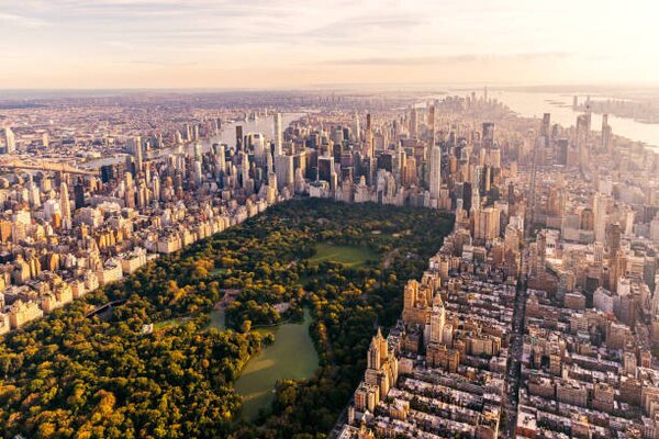 Fotografie de artă Aerial view of New York City, Alexander Spatari, (40 x 26.7 cm)