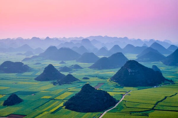 Fotografie de artă China, Yunnan, Luoping, Fields of rapeseed, Tuul & Bruno Morandi, (40 x 26.7 cm)