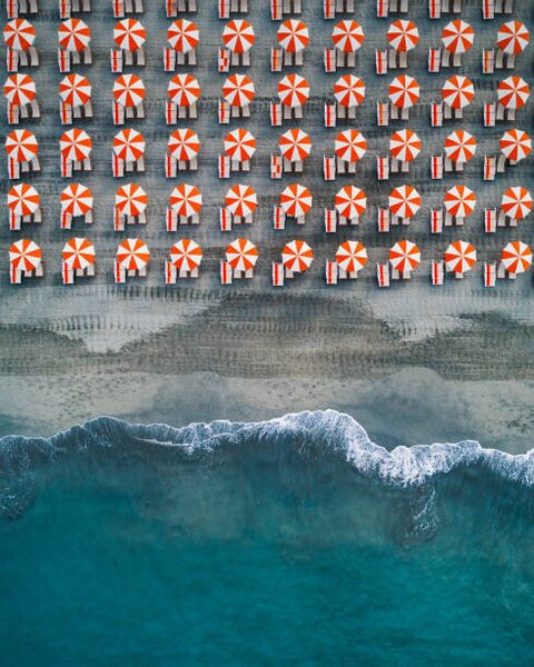 Fotografie de artă Aerial shot showing rows of beach, Abstract Aerial Art, (30 x 40 cm)