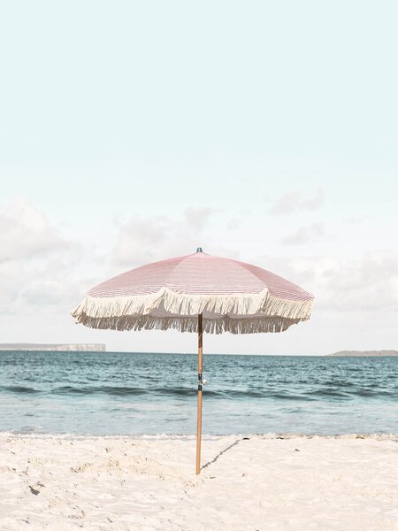 Fotografie de artă Pink Umbrella, Sisi & Seb, (30 x 40 cm)