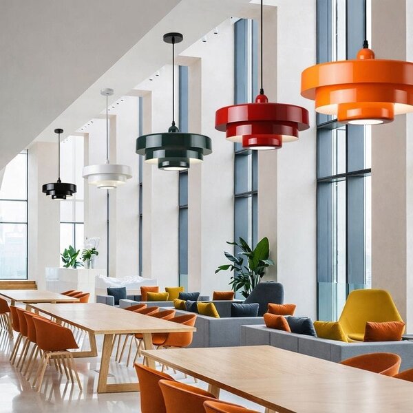 Pendul modern cu design geometric