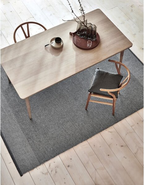 Covor tip traversă pentru interior și exterior gri antracit 70x300 cm Edit Charcoal – Pappelina