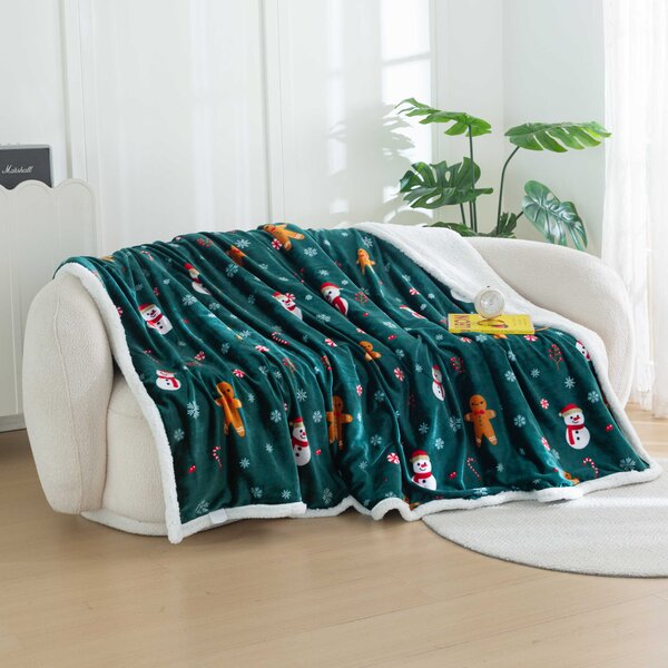 Patura miel de Craciun din microplus SNOWMAN AND GINGERBREAD verde inchis Dimensiuni: 200 x 220 cm