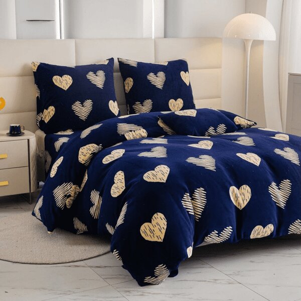 Lenjerie de pat din microplus GOLDEN HEARTS albastru inchis Dimensiune lenjerie de pat: 70 x 90 cm | 140 x 200 cm