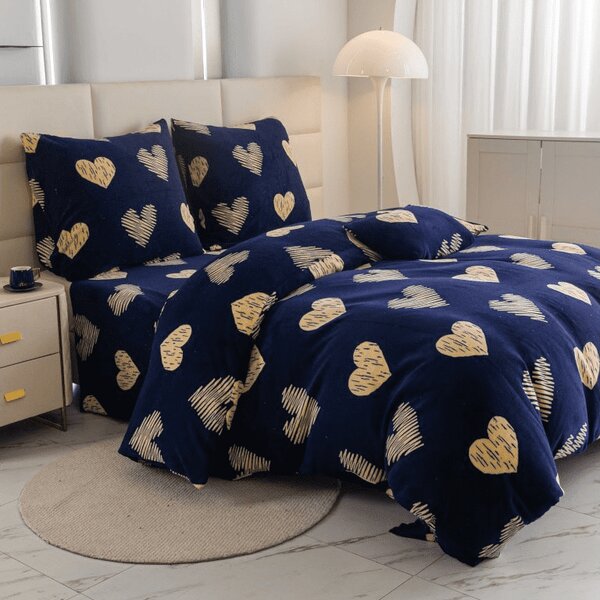 Lenjerie de pat din microplus GOLDEN HEARTS albastru inchis Dimensiune lenjerie de pat: 70 x 90 cm | 140 x 200 cm
