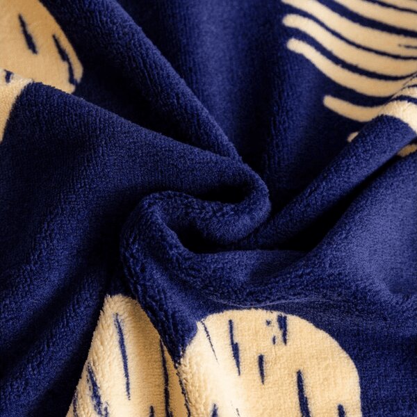 Lenjerie de pat din microplus GOLDEN HEARTS albastru inchis Dimensiune lenjerie de pat: 70 x 90 cm | 140 x 200 cm
