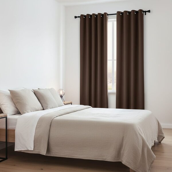 Draperie Blackout Maro cu Inele Argintii 140x244 cm – Opacitate 90%