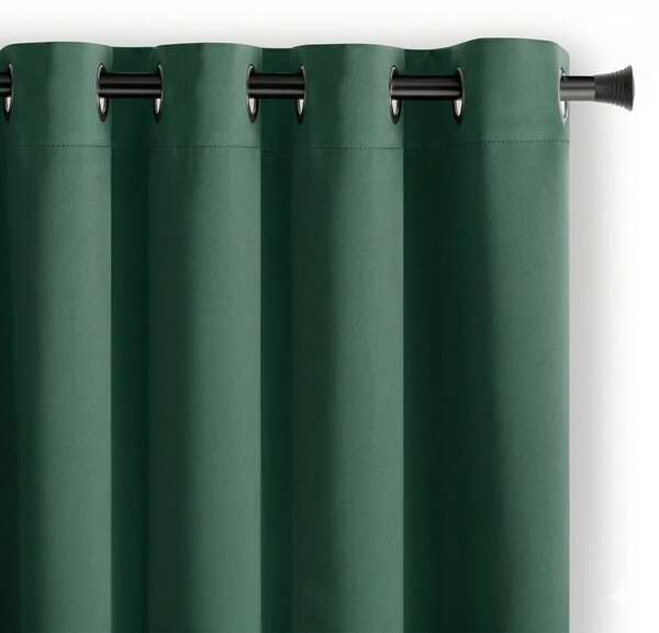 Draperie Blackout Verde Smarald cu Inele Argintii 140x244 cm – Opacitate 90%