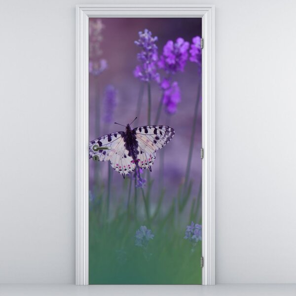 Fototapet pentru ușă - Fluture în lavandă (95x205cm)