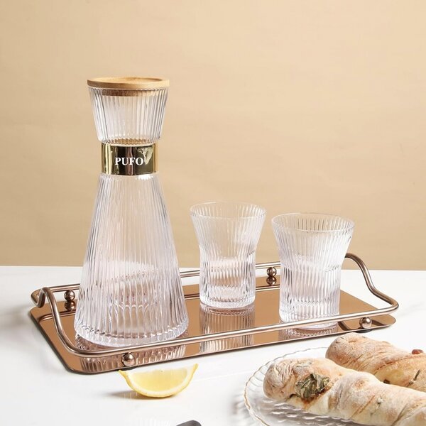 Carafa din sticla Pufo Special cu capac etans din bambus si 6 pahare striate- Set elegant pentru servire
