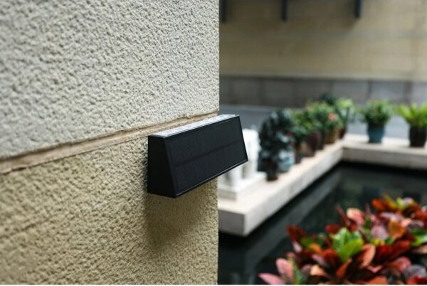 Aplică solară de perete LED Viking, 1,3 W, 3,7 V, IP44, 4000 K, 2000 mAh
