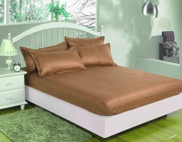 Cearceaf de pat cu elastic + doua fete perna, 180x200 cm, culoare Maro Deschis