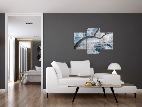 Tablou cu copac înzăpezit lângă apă (90x60 cm)