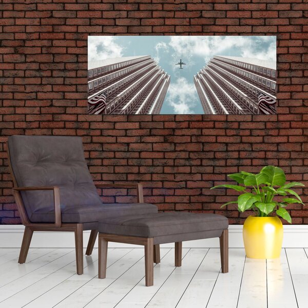 Tablou cuavion între clădiri (120x50 cm)