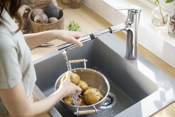 Hansgrohe Zesis M33 baterie bucătărie pe picior crom 74801000
