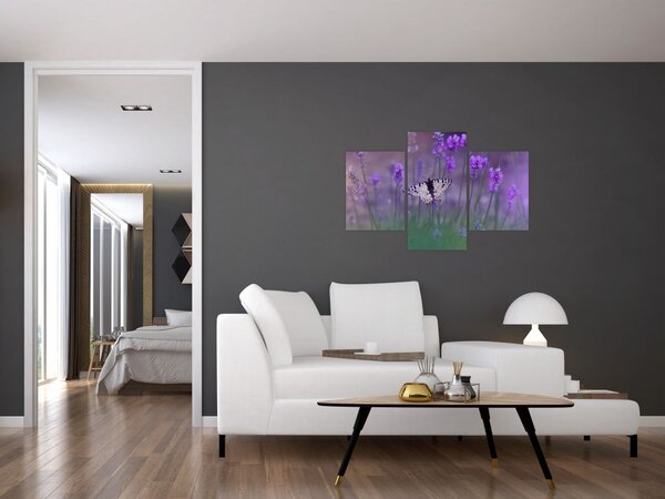 Tablou - fluture în lavandă (90x60 cm)
