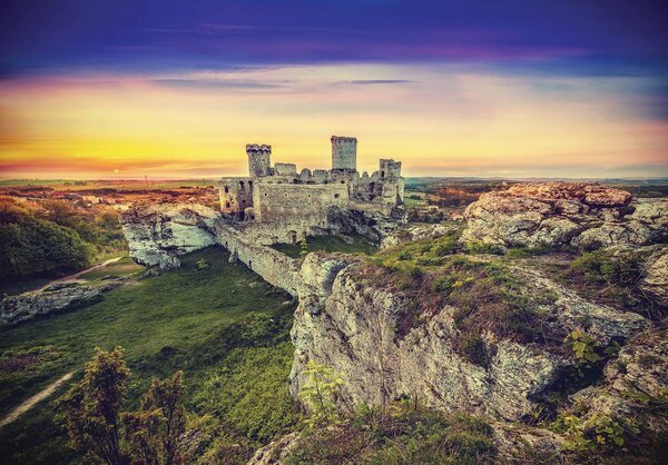 Fototapet - Dărămătură de castel (254x184 cm)