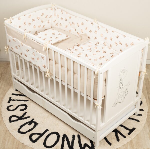 Lenjerie patut bebe 120x60 cm Kidizi Teddy Tales din muselina dubla 6 piese – set complet cu aparatoare, cearsaf elastic, perna, paturica si organizator