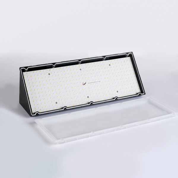 Brilagi - Aplică de exterior LED TRIANGLE, 42W/230V, neagră, IP65