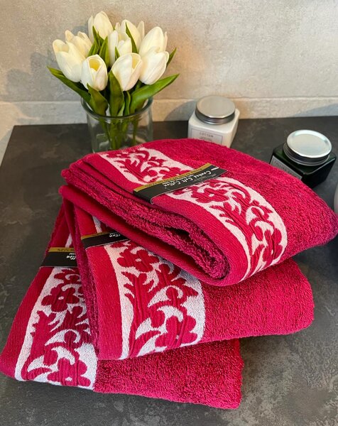 Set 3 Prosoape jacquard model floral, Bumbac 100%, dimensiunea 50x90cm, 450gr/mp, rosu