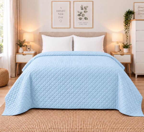 Cuvertură Matlasată Elite Home, Uni, 100% Microfibră, 200x220 cm, culoare albastru deschis