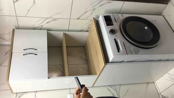 Masca masina de spalat cu corp suspendat White Homs 65 x 55 x 183 cm