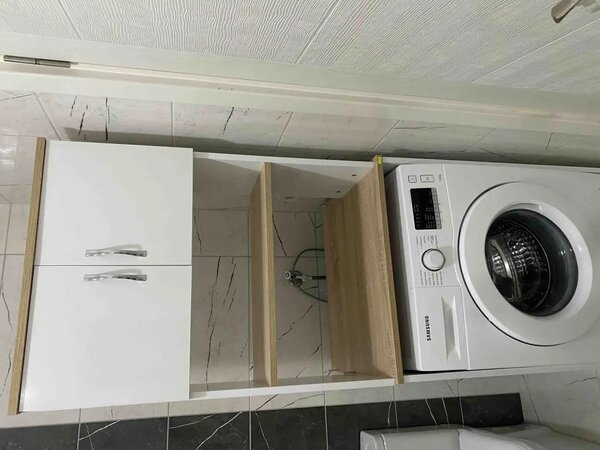 Masca masina de spalat cu corp suspendat White Homs 65 x 55 x 183 cm
