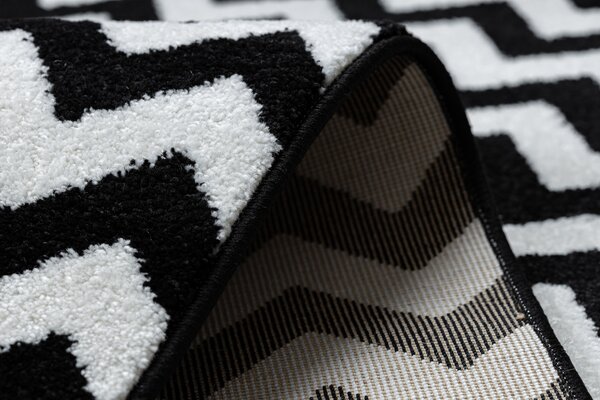 Covor Sketch - F561 cremă și negru- Zig Zag