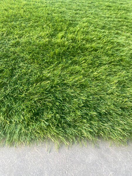 Covor Gazon Iarba Artificiala Jakarta, Gradinita Loc de Joaca Terasa Curte, Inaltime fir 30 mm, Verde, SUPER PRET!!! 200 x 1300